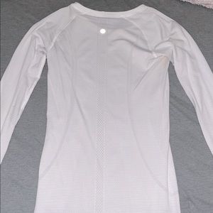 Lululemon swiftly tech long sleeve